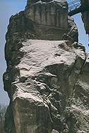 Fels 3 und Brücke zu Fels 2